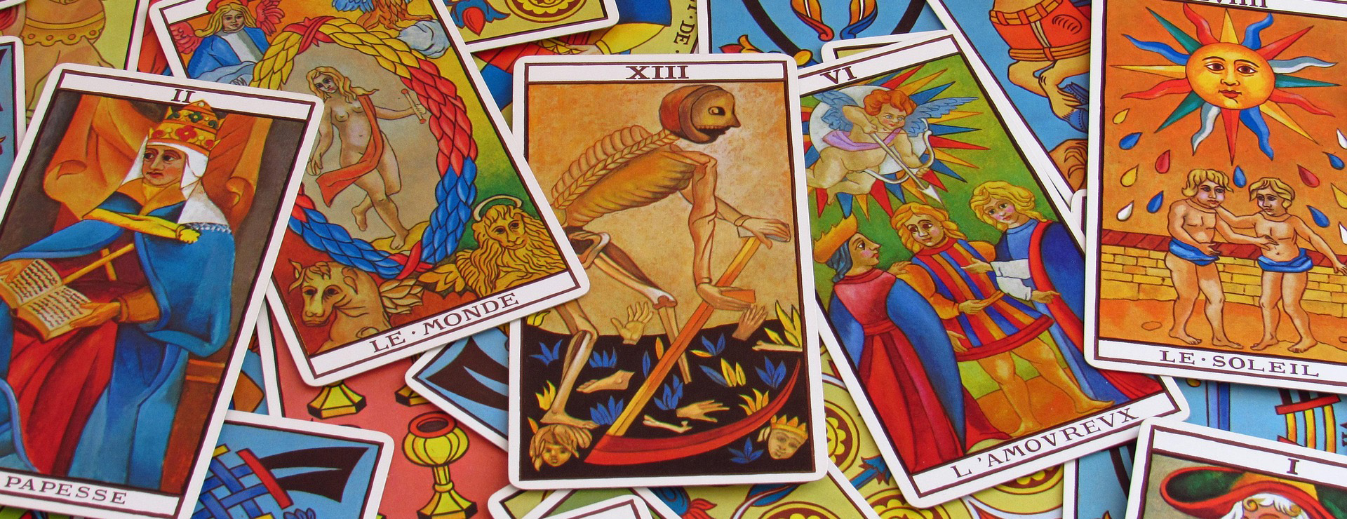 Magasin De Jeux -Magasin De Jeux fortune telling 2458920 1920 1